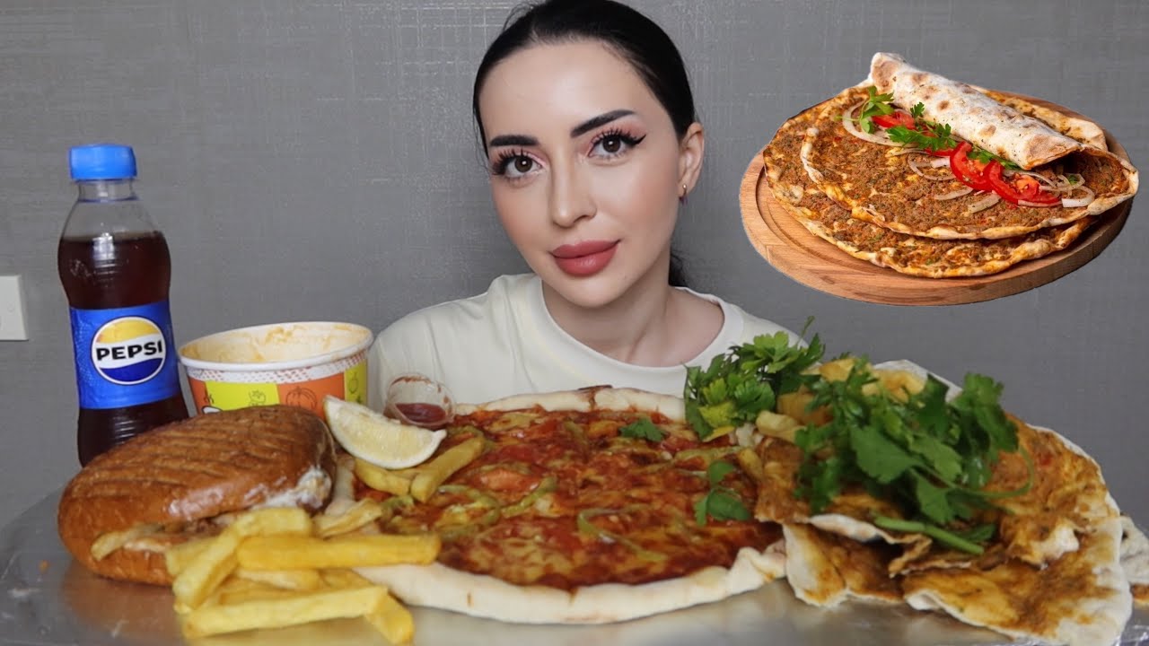ПРИЕХАЛ ПАПА ✈️❤️ Меня не поняли 🍕Mukbang  Ayka Emilly 