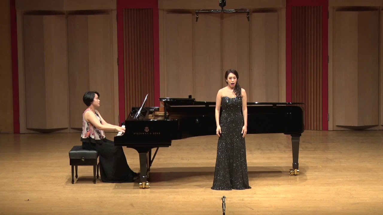 Soprano Kyeol Lee 