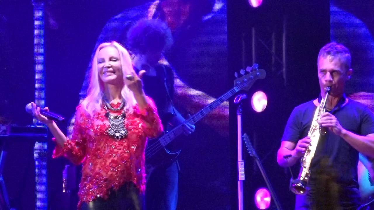 Patty Pravo live @ Porta di Roma_E Dimmi Che non Vuoi Morire