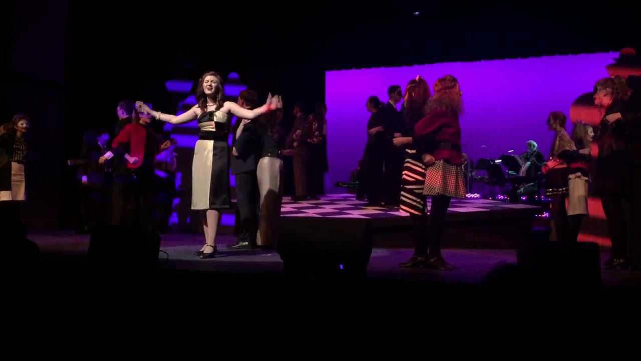 Laura Von Bargen singing 