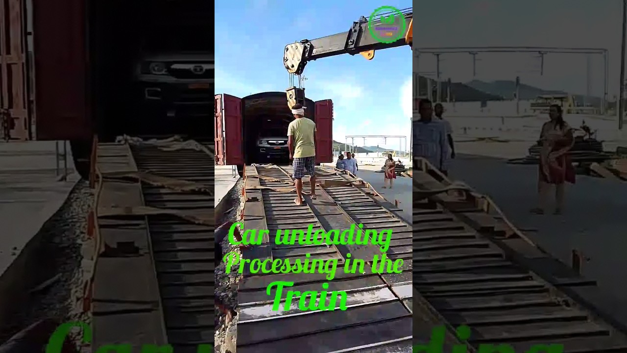 Car unloading processing in the train....🚊🚊🚊🚊 #viral#shortsfeed #shorts#youtubeshorts #shortvideo