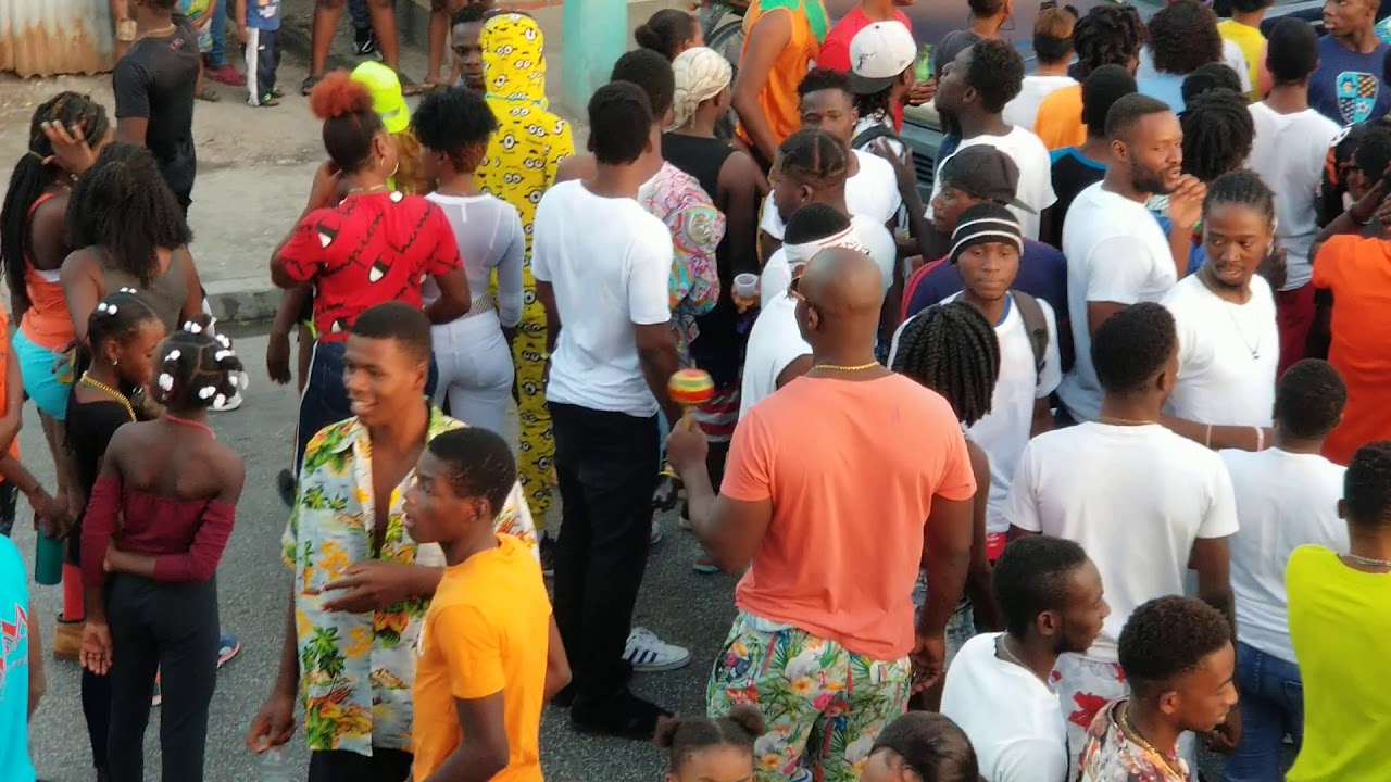 DEZYÈM MITAN Plezi gaye nan Jah Rara band - Carnaval des étudiants 2020 ( SAINT-MARC, HAITI)