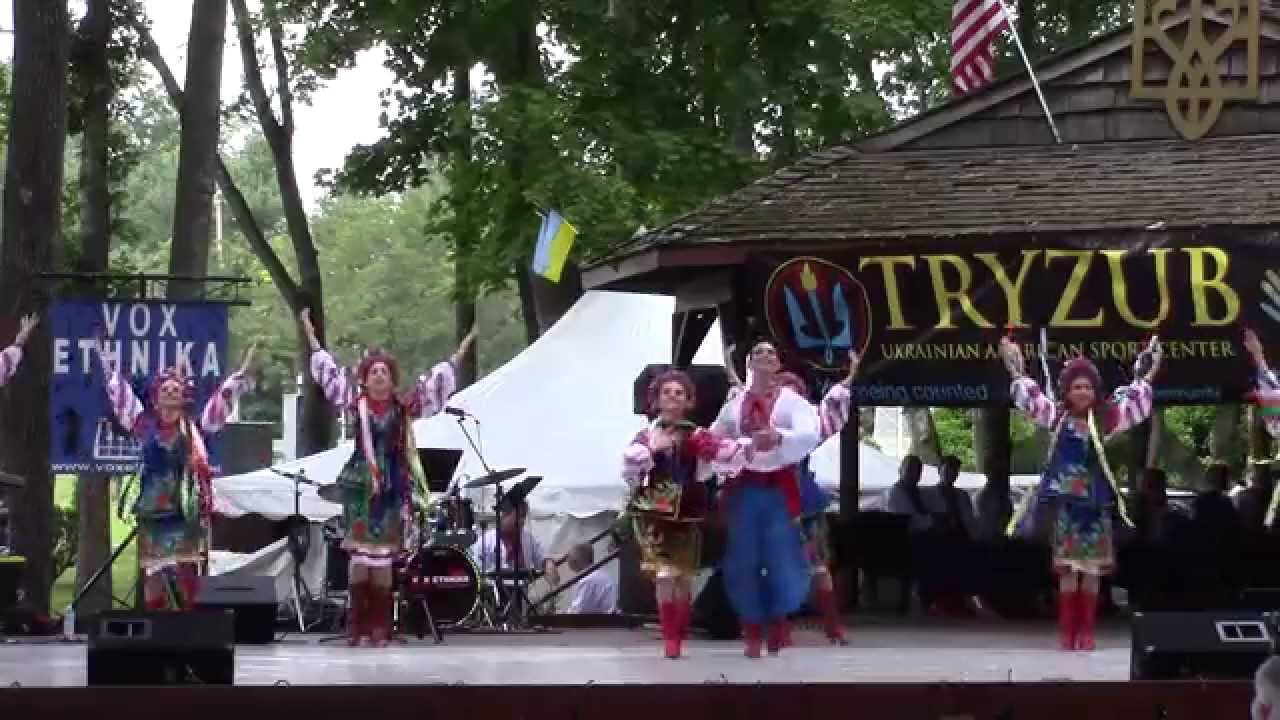 Voloshky Ukrainian Dance Ensemble- Pryvit Dance