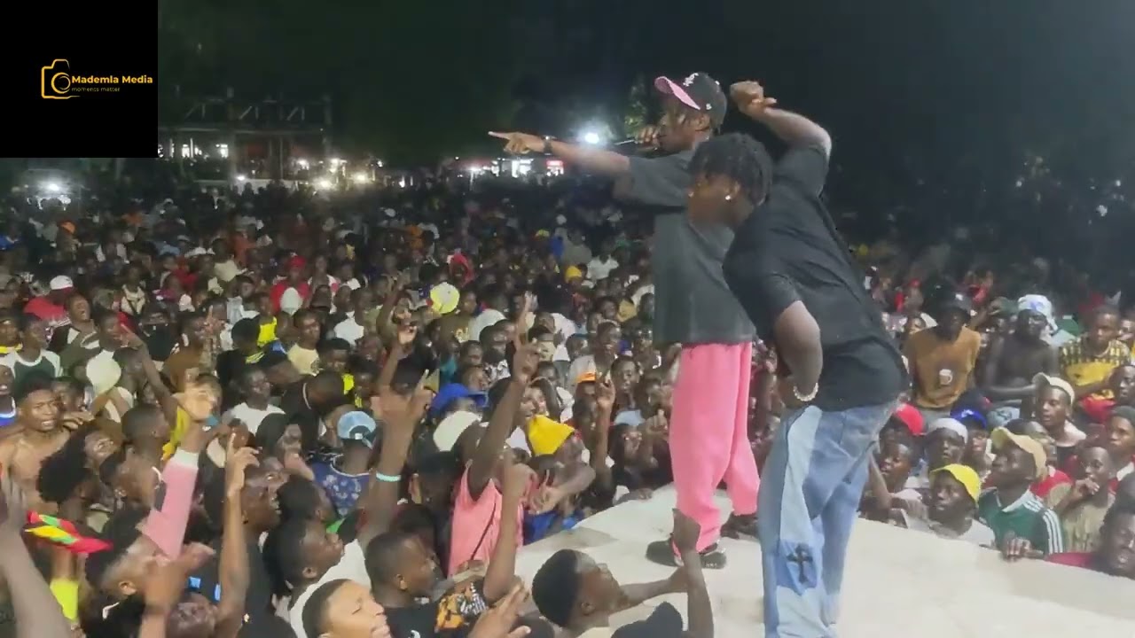 VIBE LA DOGO MALLO USIKU WA MWAKA MPYA URONGONI