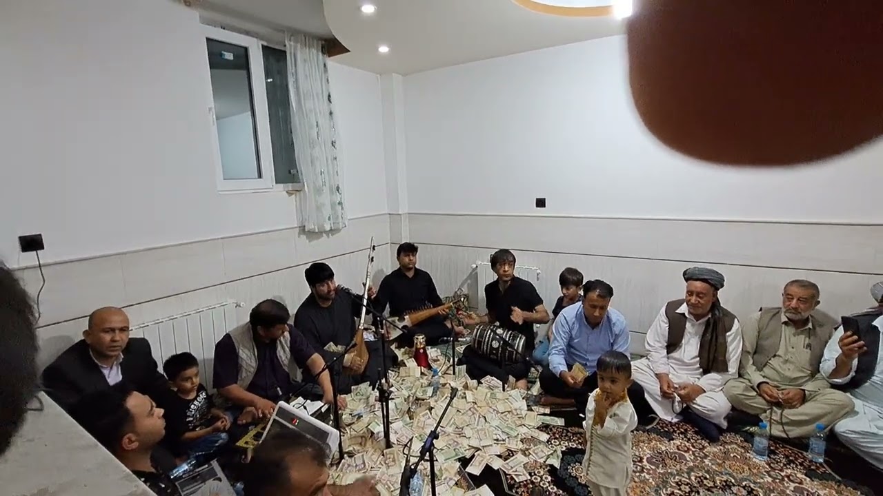 فیروز قندوزی رفسنجان ‎@Feroz_Kondozi  ‎@rafimayelzada6664  ‎@AyenaMusic  ‎@HDATTAN 