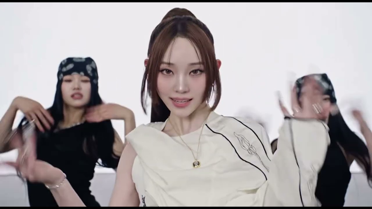 Look at Me [AllDay Project/ADP] - Mirrored Performance MV 