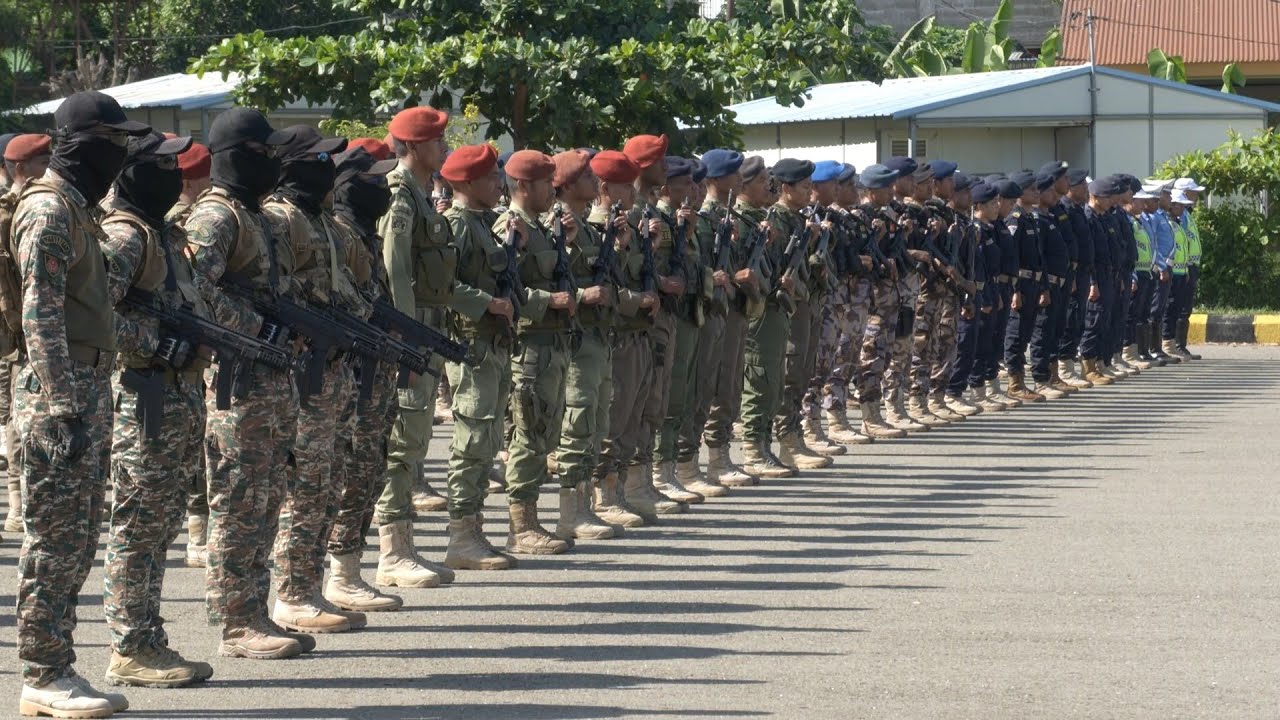 PNTL-F-FDTL PRONTU ASEGURA SEGURANSA BA LORON NATAL TINAN FOUN