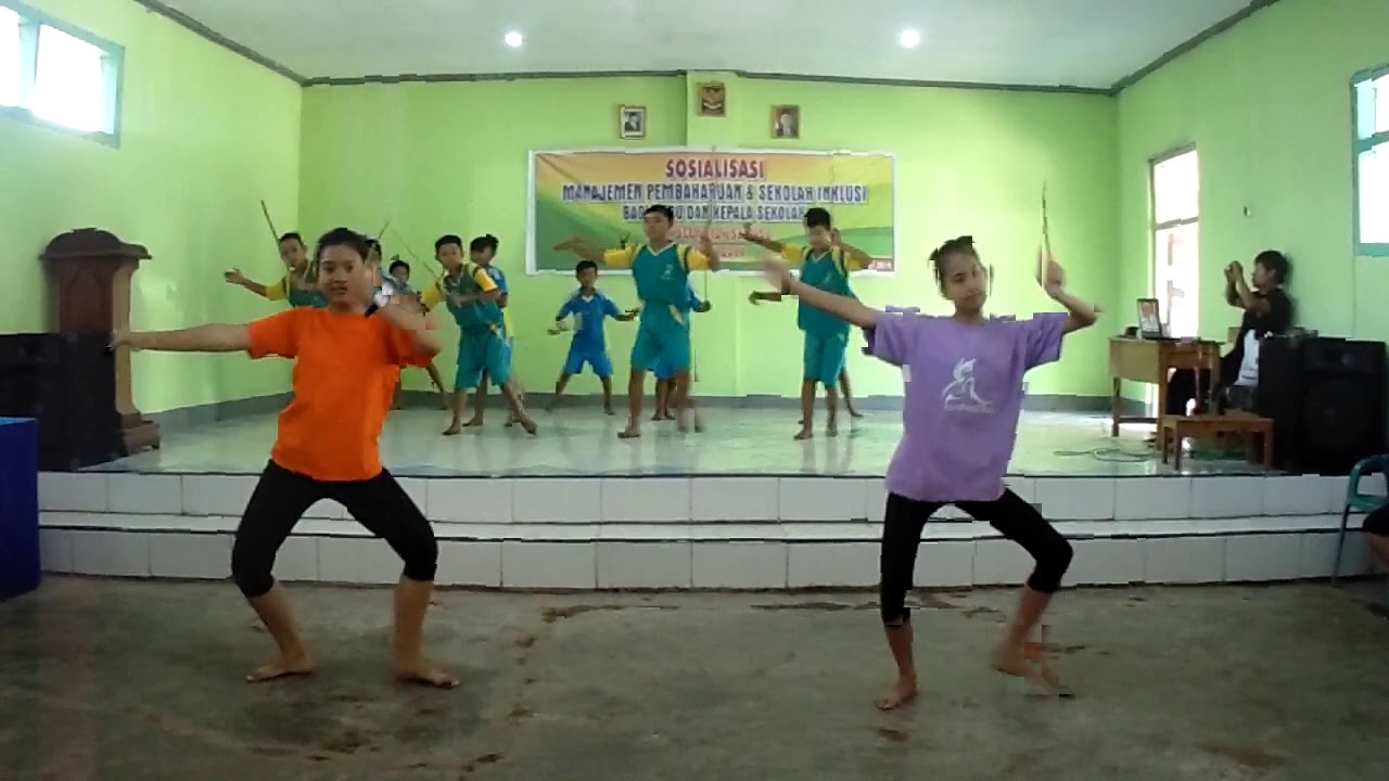 belajar tari ojung by badi subadi S.Pd.