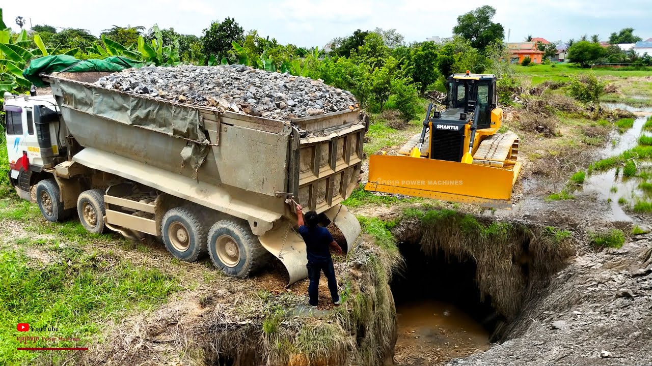 It's FANTASTIC Activities PLAN! Plot of Large​ Soils Was Eliminate With​ NEW SHANTHIS C4 Dozer JOBS