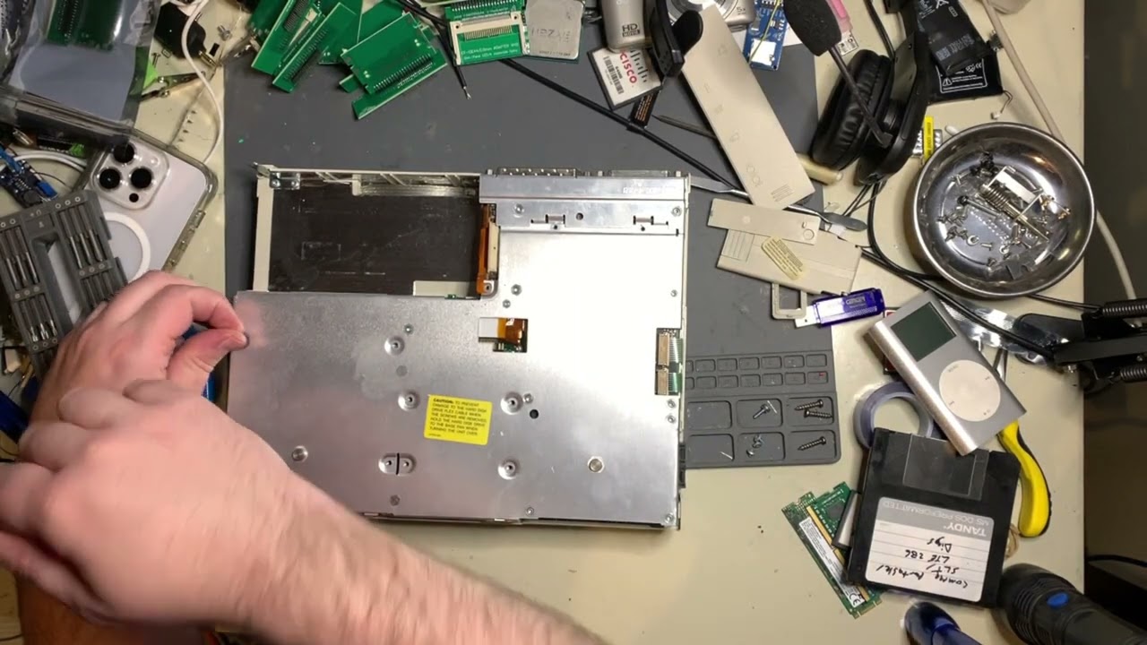 Разборка Compaq LTE 386s/20... неудачная (Восстановление Часть 1)