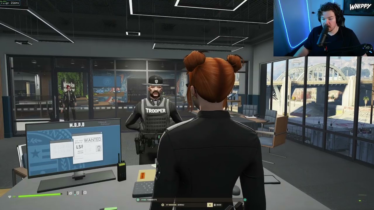 Капитан Крок разговаривает с начальником полиции о похищении его Кибблом.