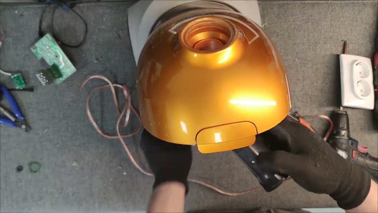 Make broken vacuum cleaner as a workshop cable extender