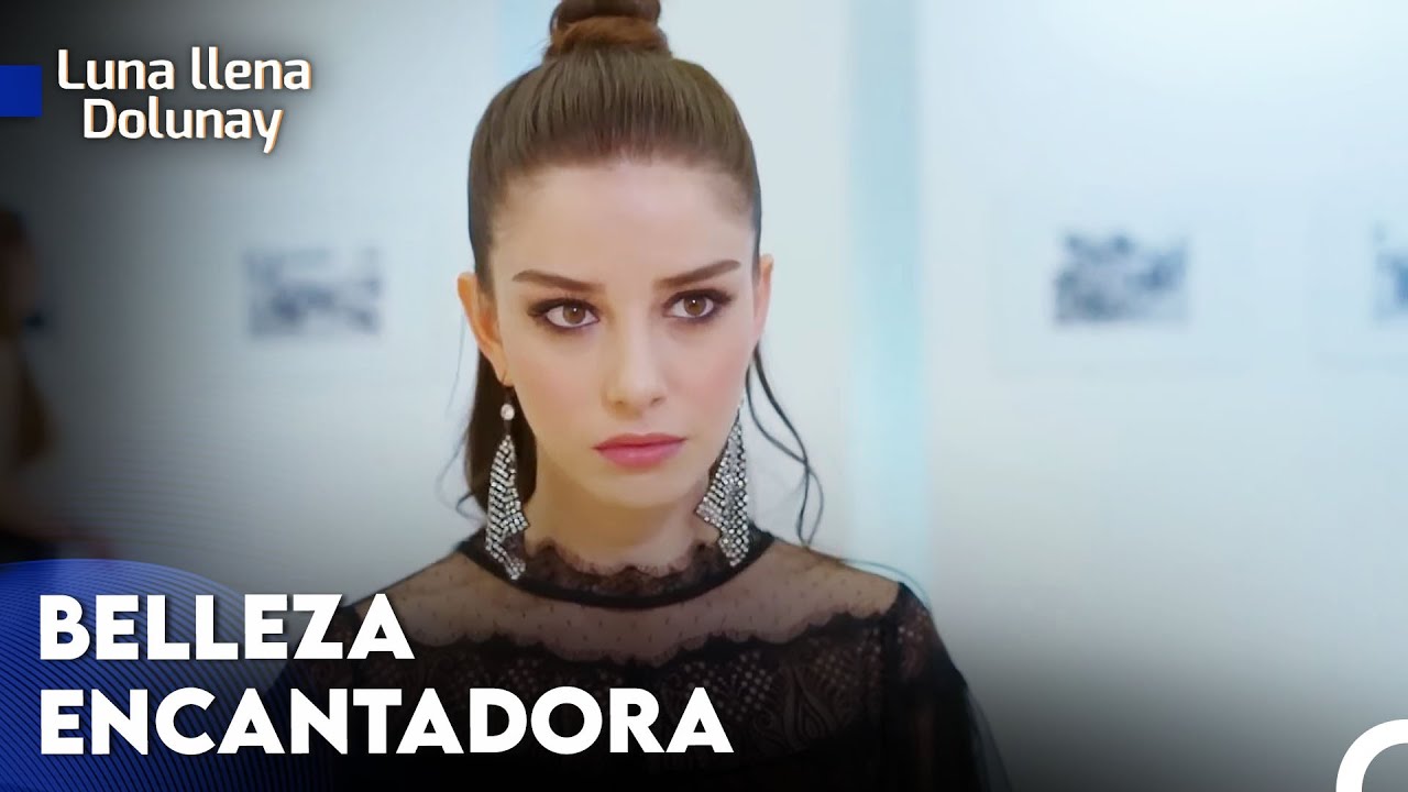 Persona Impactante En La Invitación; Nazli - Luna Llena