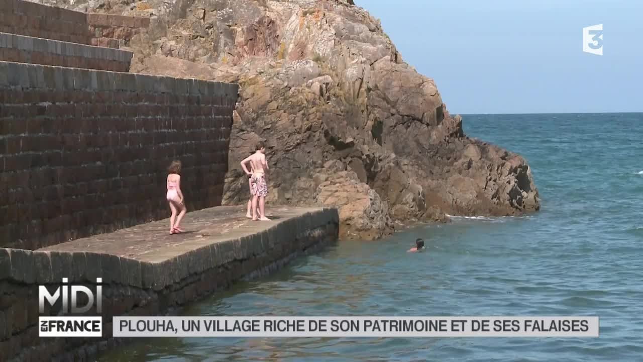 SUIVEZ LE GUIDE : Plouha, un village riche de son patrimoine et de ses falaises