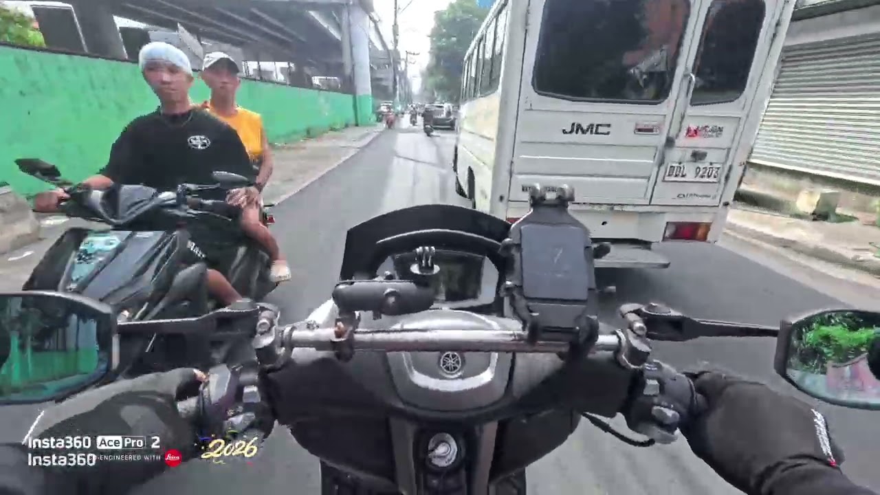 iKenDrive Motovlogs (ep. 2) Just Driving Valenzuela to Caloocan
