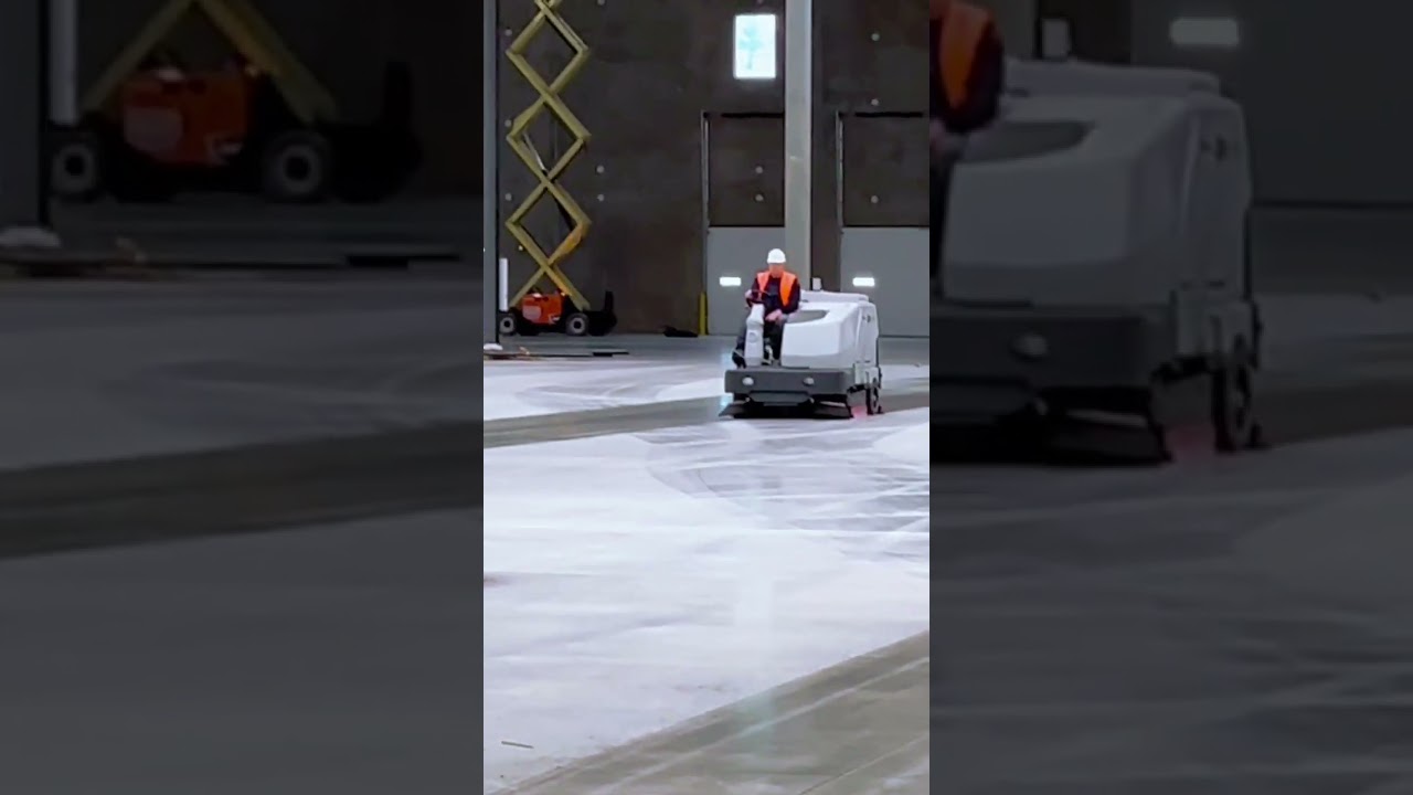 Advance SC8000 Scrubber