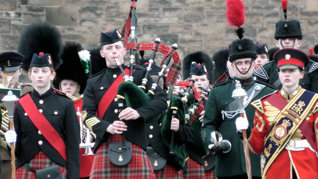 Pipes and Drums and Massed Military Bands Beating Retreat Edinburgh Castle 2025- 2