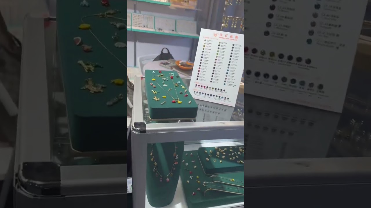 Setting Up at JCK Las Vegas 2025 | LEFENG Animal Jewelry Booth Preview 🐾 