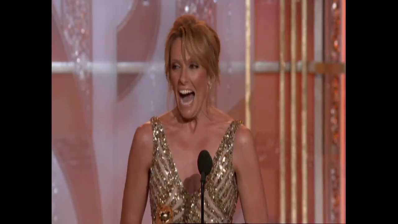 Toni Collette Wins Best Actress TV Series Musical or Comedy - Golden Globes 2010