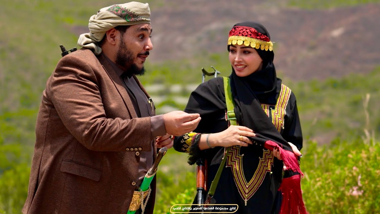 لا أول مرة الفنانة اشوق علي نجمة مسلسل دروب المرجلة في تصوير دعوة زفاف مع الفنان زين العابدين ابلان