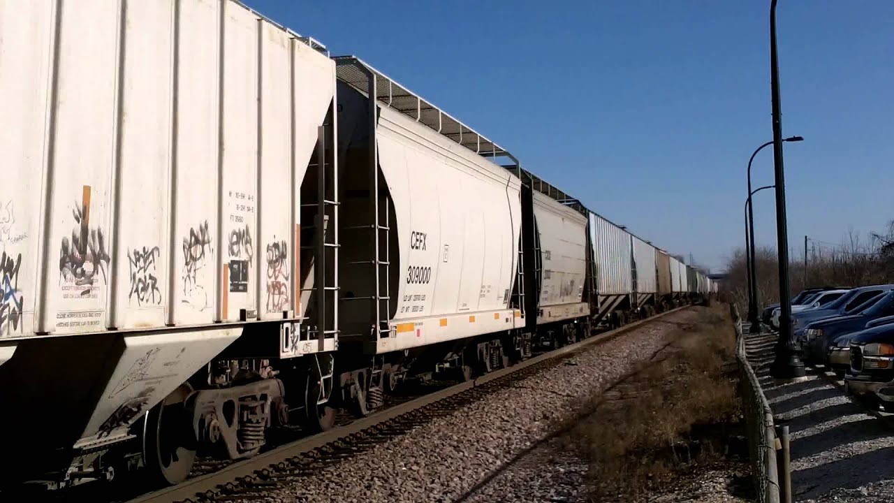 UPY 709 leads LPJ04 at Geneva, IL