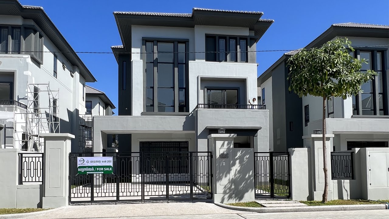 Queen Villa A For Sale at Borey Chip Mong Park Land 6A