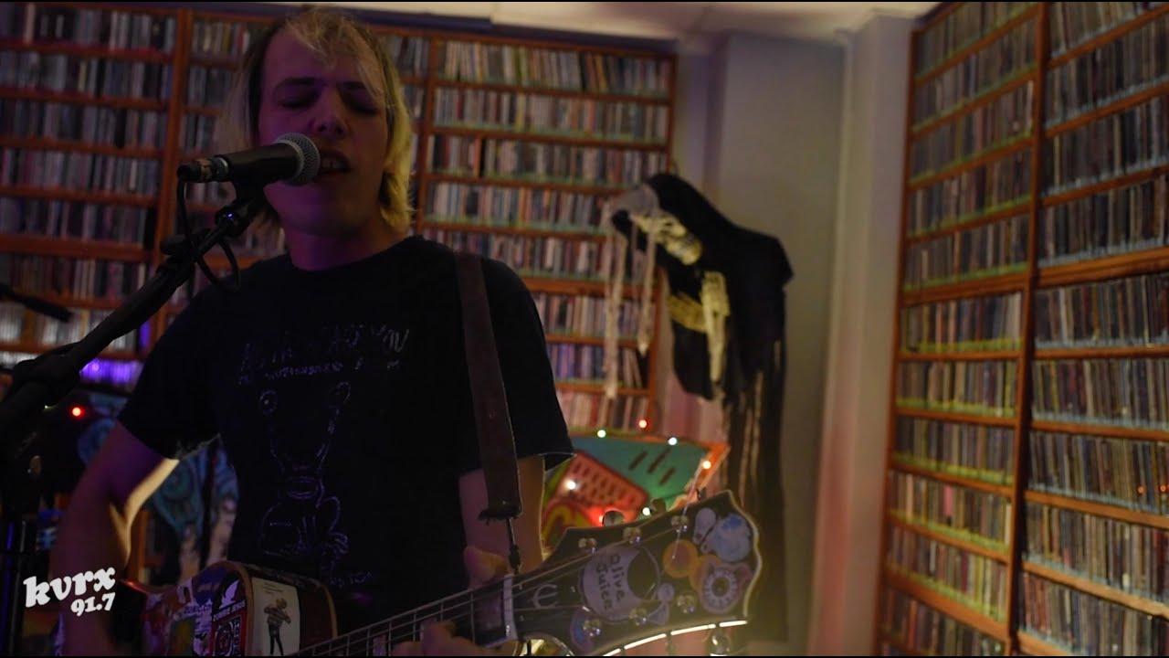 Jeffrey Lewis & The Voltage - Full Performance (KVRX Library Session)
