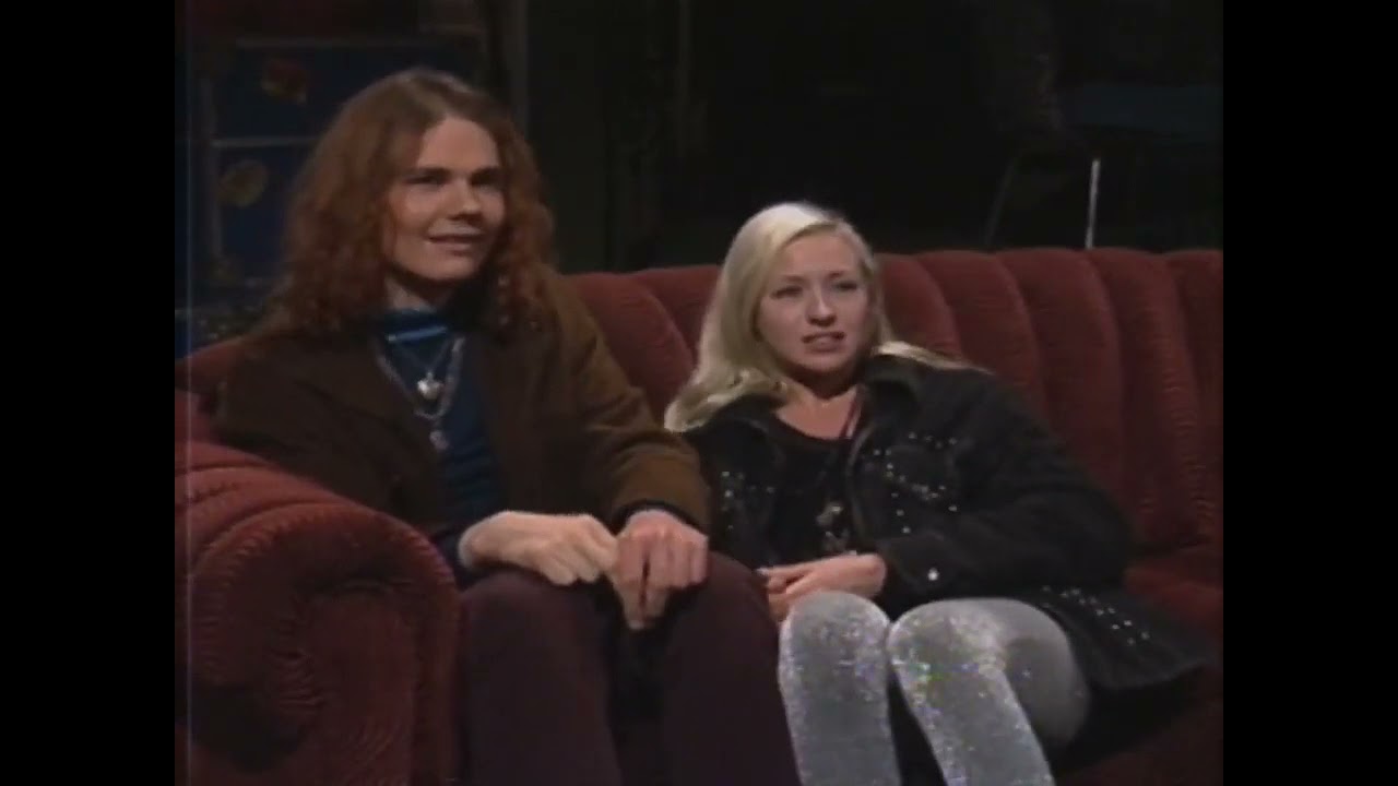 Smashing Pumpkins (Billy Corgan, D’arcy Wretzky) - MTV 120 Minutes 1991
