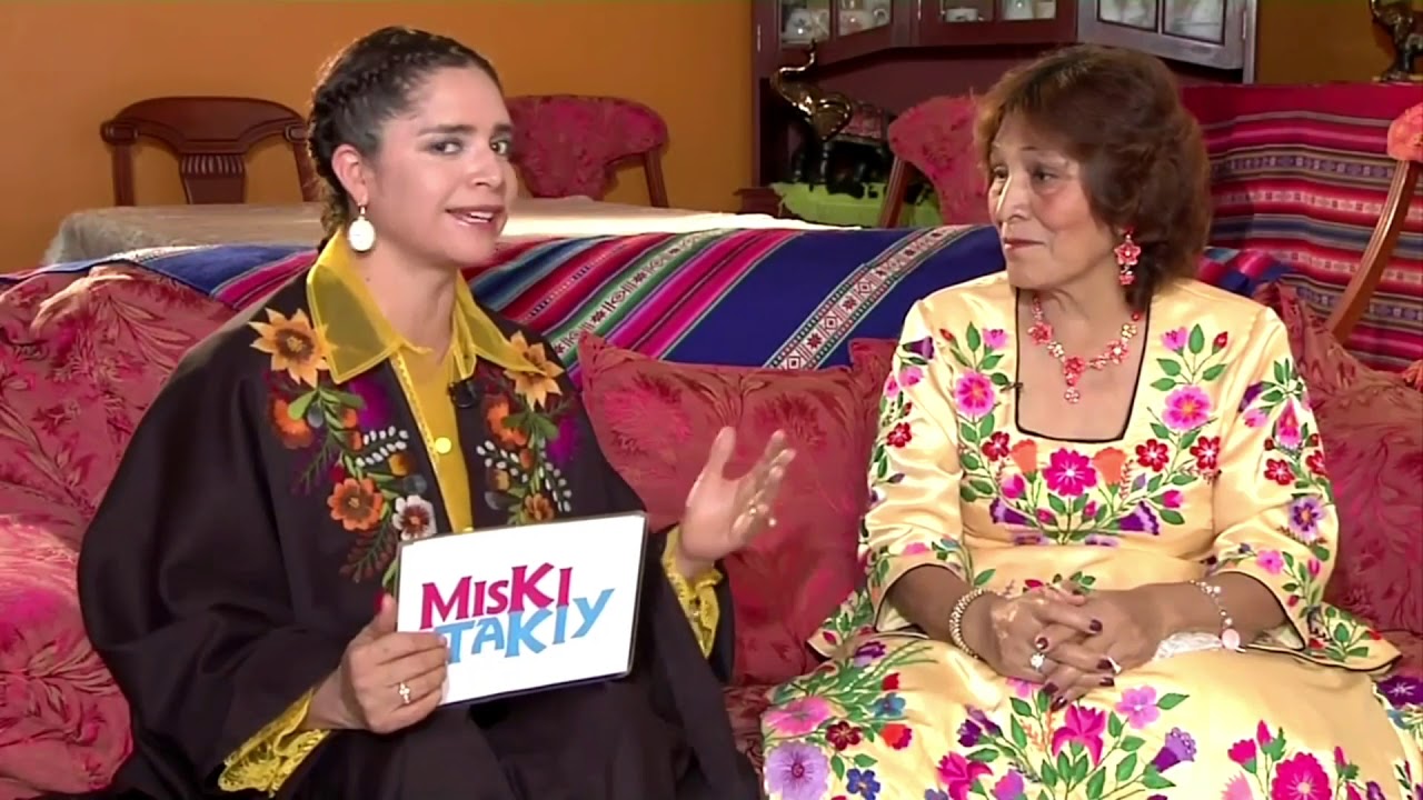 Tributo en vida a Nila Villanueva Carranza #Estrellita_de_Pomabamba