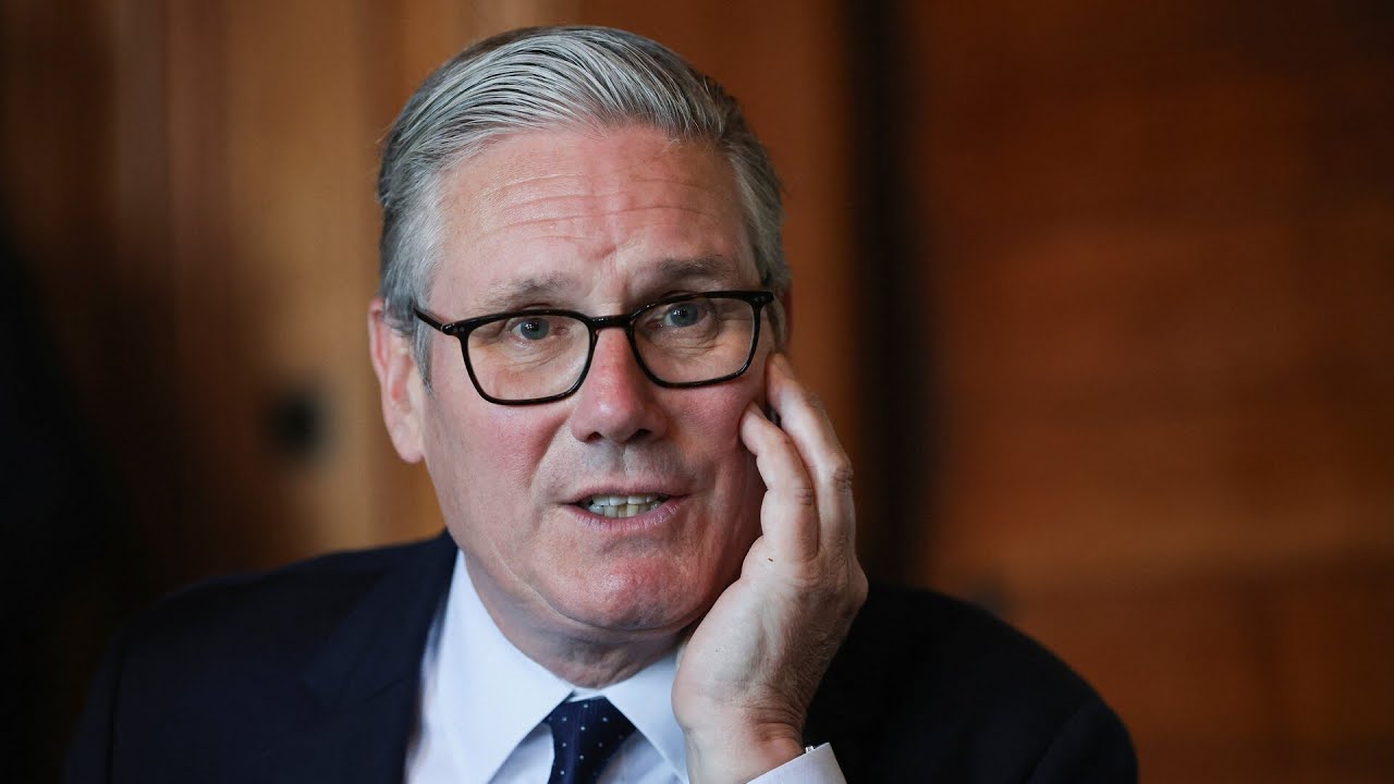 Keir Starmer&rsquo;s response to Russian warning shots in English Channel dubbed &lsquo;weak&rsquo;