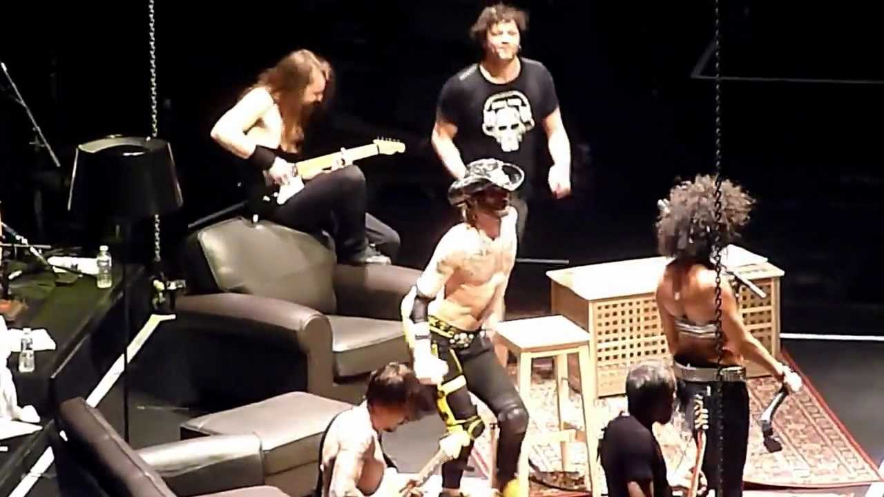 SHAKA PONK - PARIS BERCY 05.01.2013 - feat. BERTRAND CANTAT 
