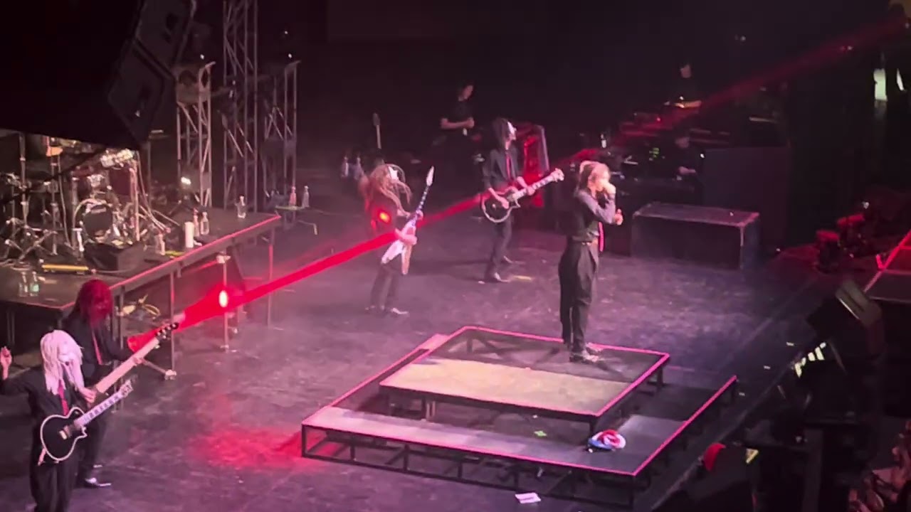 Gackt & YFC’z - Mizerable (Live in Chile)