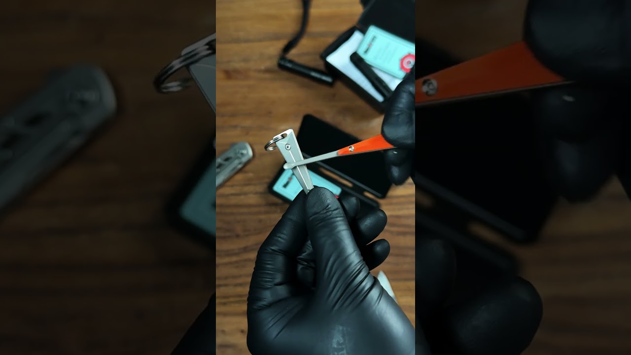 Does MecArmy EI2 really look so much like a Coke spoon?#earpick  #edcgear #edc #tools