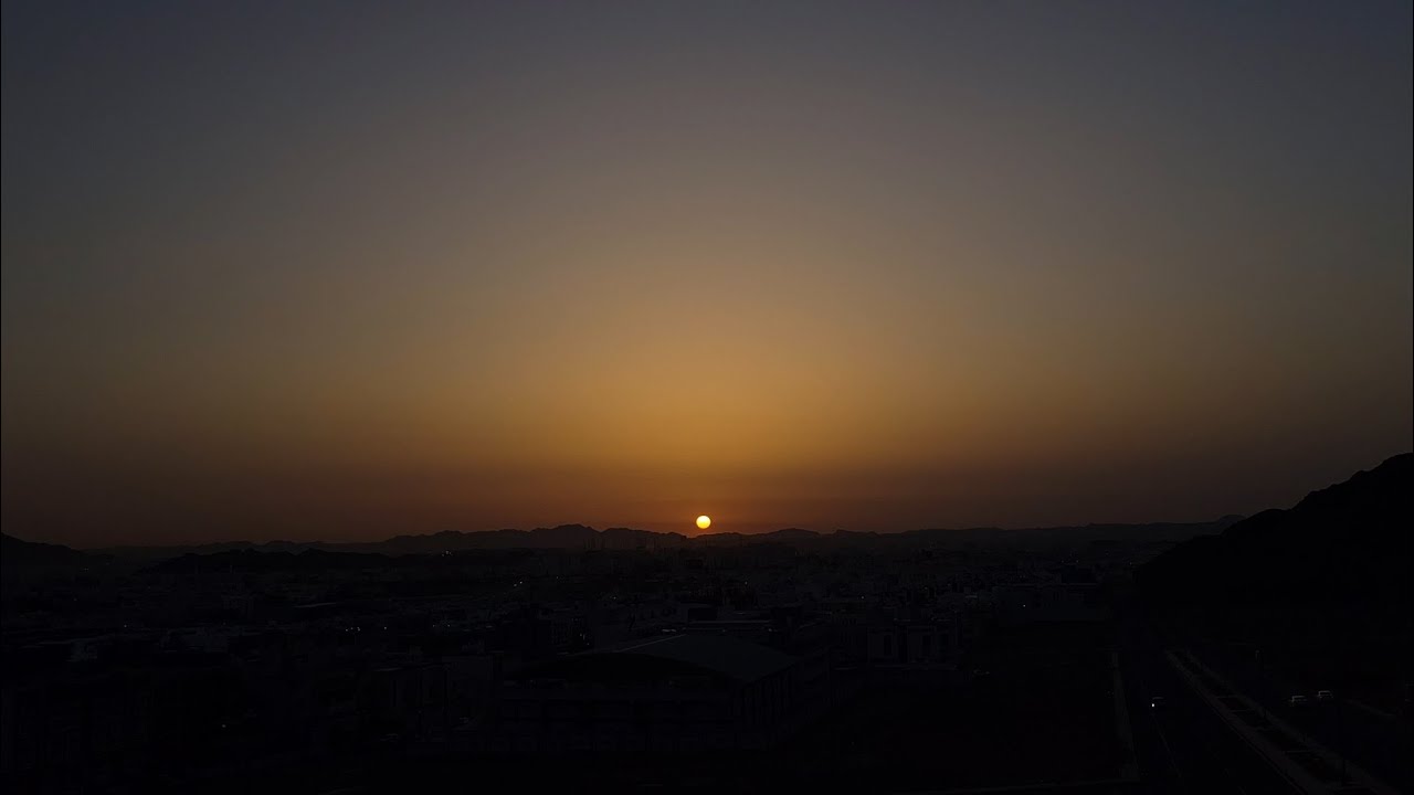 The Morning After Laylatul Qadr &ndash; Catching the Sunrise in Medina