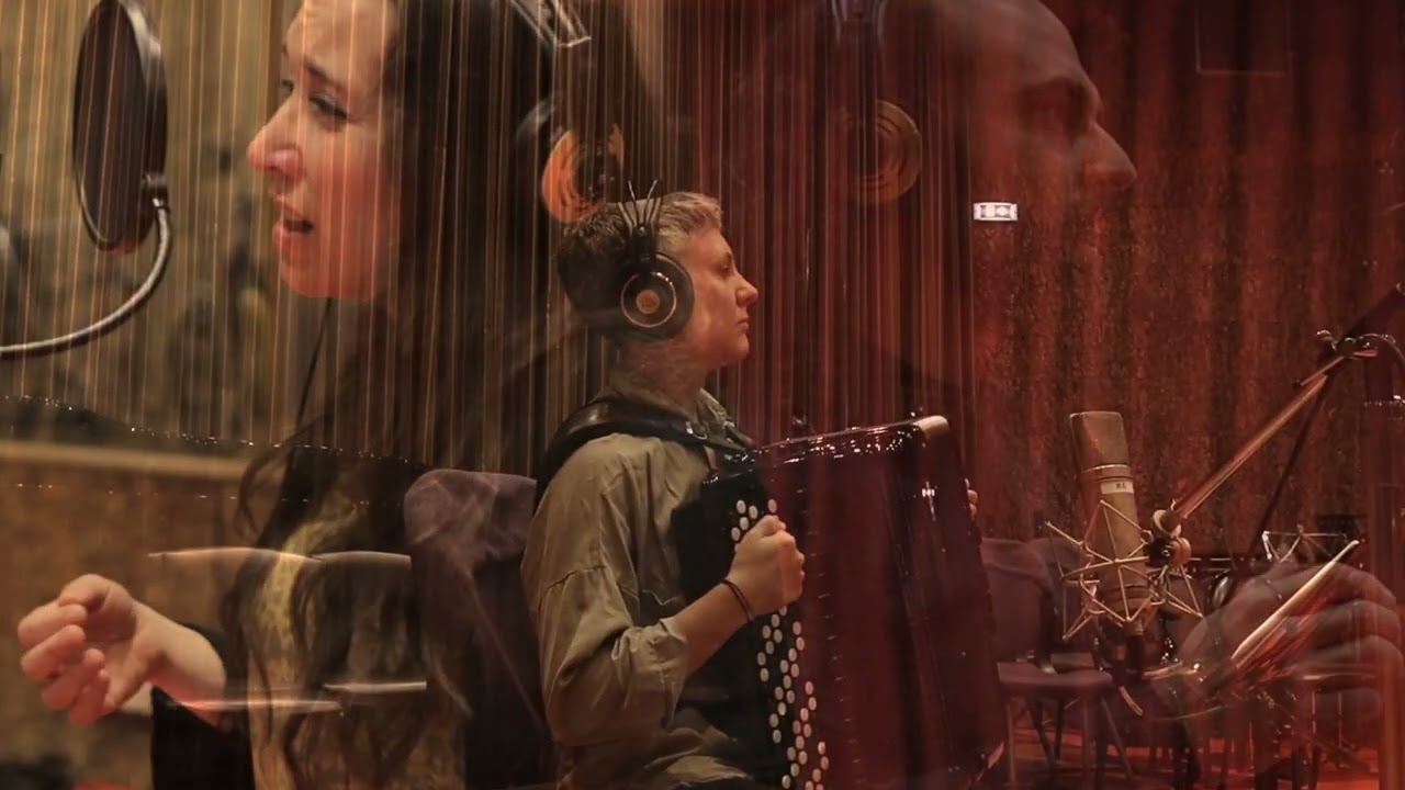 Φaretra Crystalina - Ρούσα - Sierra Live Project