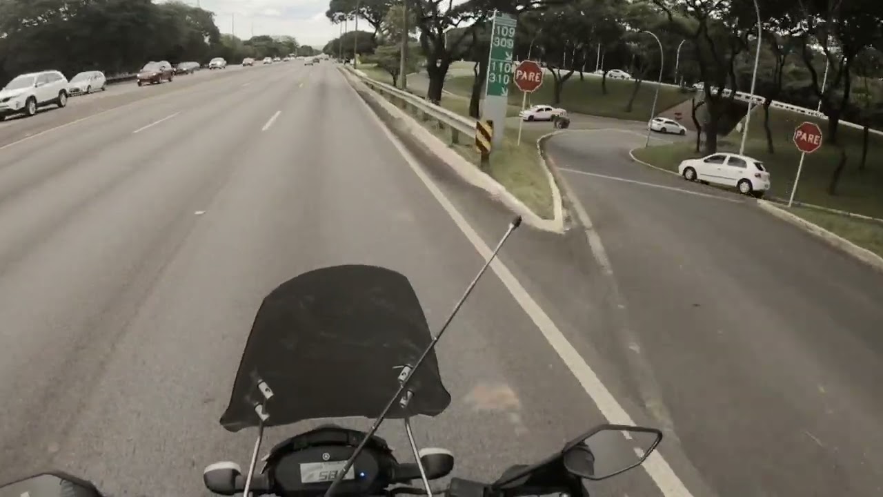 um bate e volta no plano piloto, em Brasília.