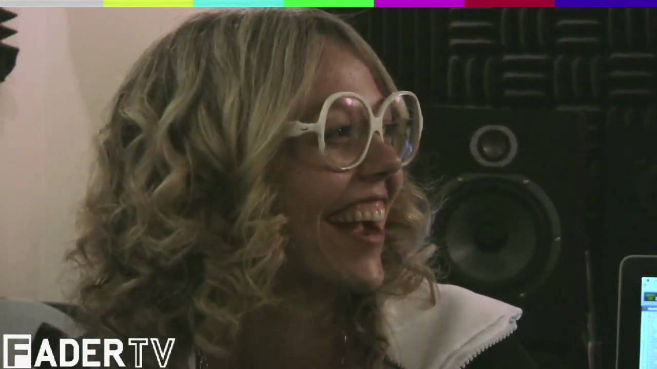 MNDR - Studio Time (Episode 2)