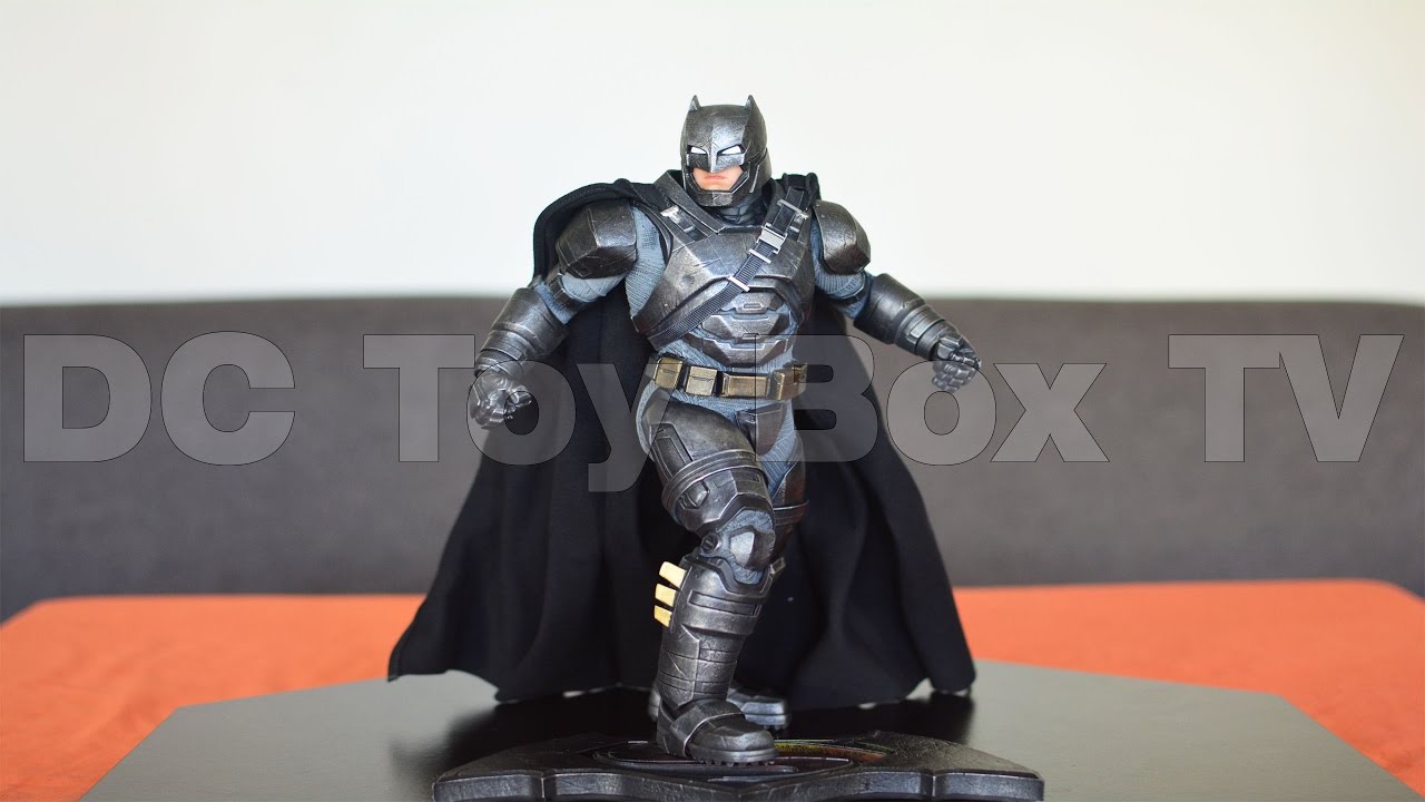DC Collectibles Batman V Superman Dawn of Justice Armored Batman Statue Review