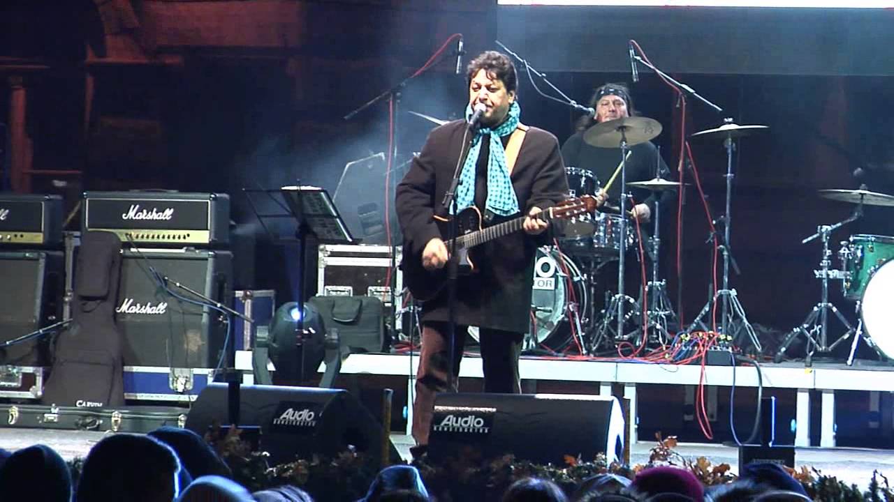 Apsolutno Romantično - Pusti me (live, 2013.)