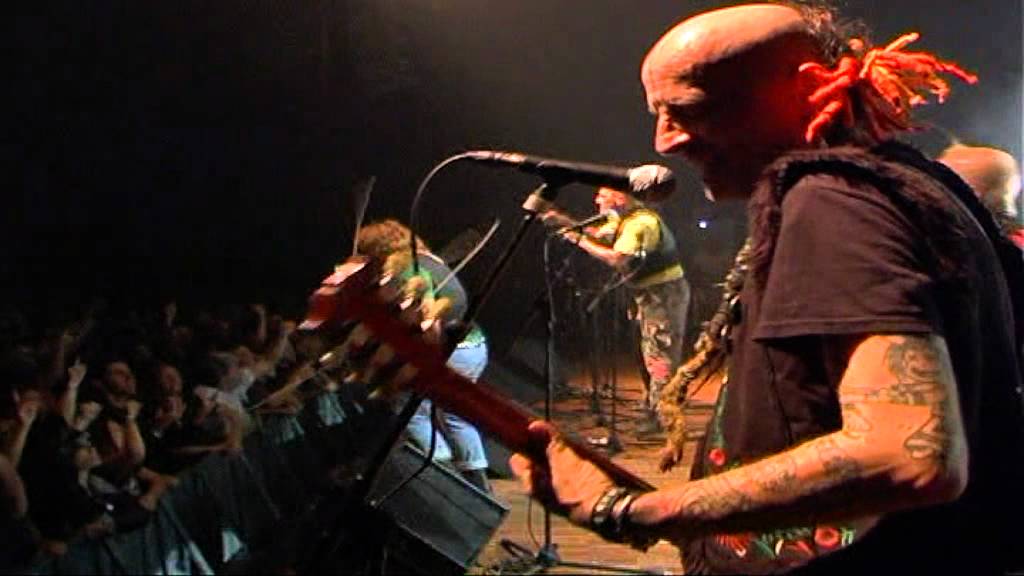 LES RAMONEURS DE MENHIRS IF THE KIDS ARE UNITED