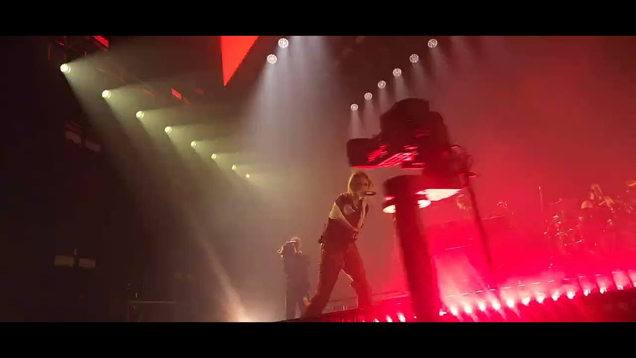 Linkin Park - Heavy is the Crown; live at Van Andel Arena in Grand Rapids, MI on 5-1-2025