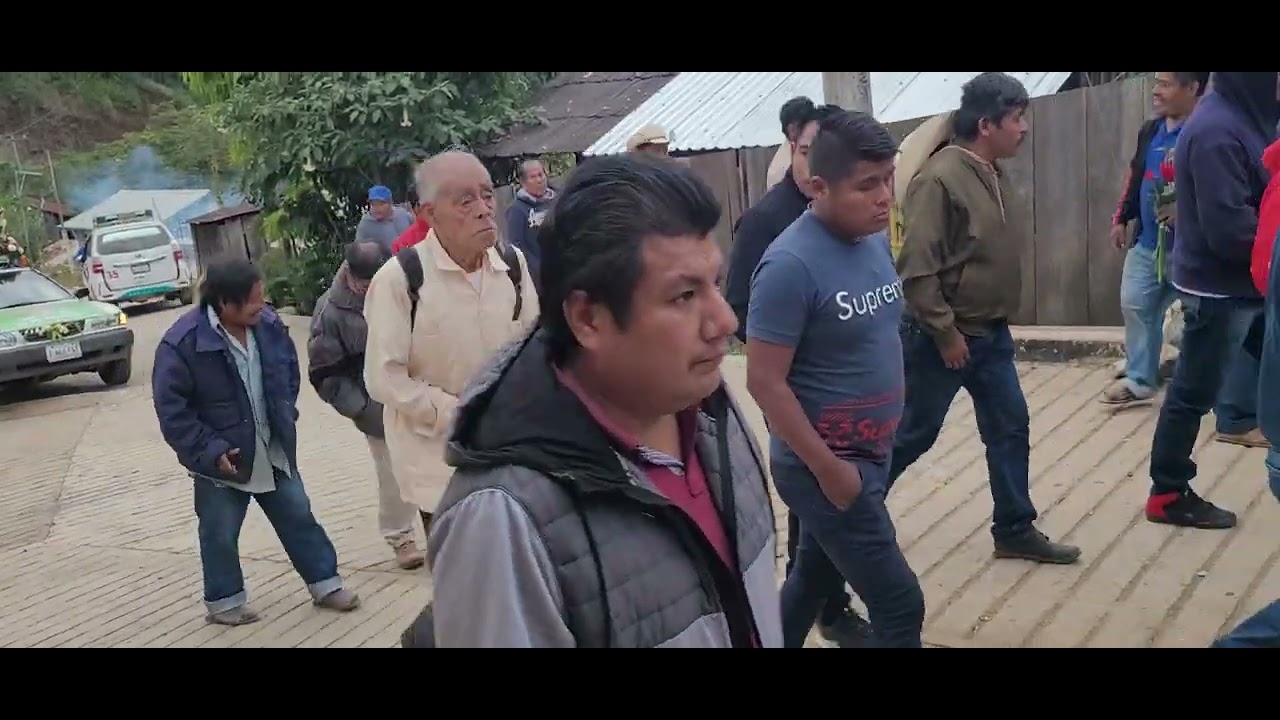 la fiesta anual en cruztomahuac.  munisipio de iliatenco gro