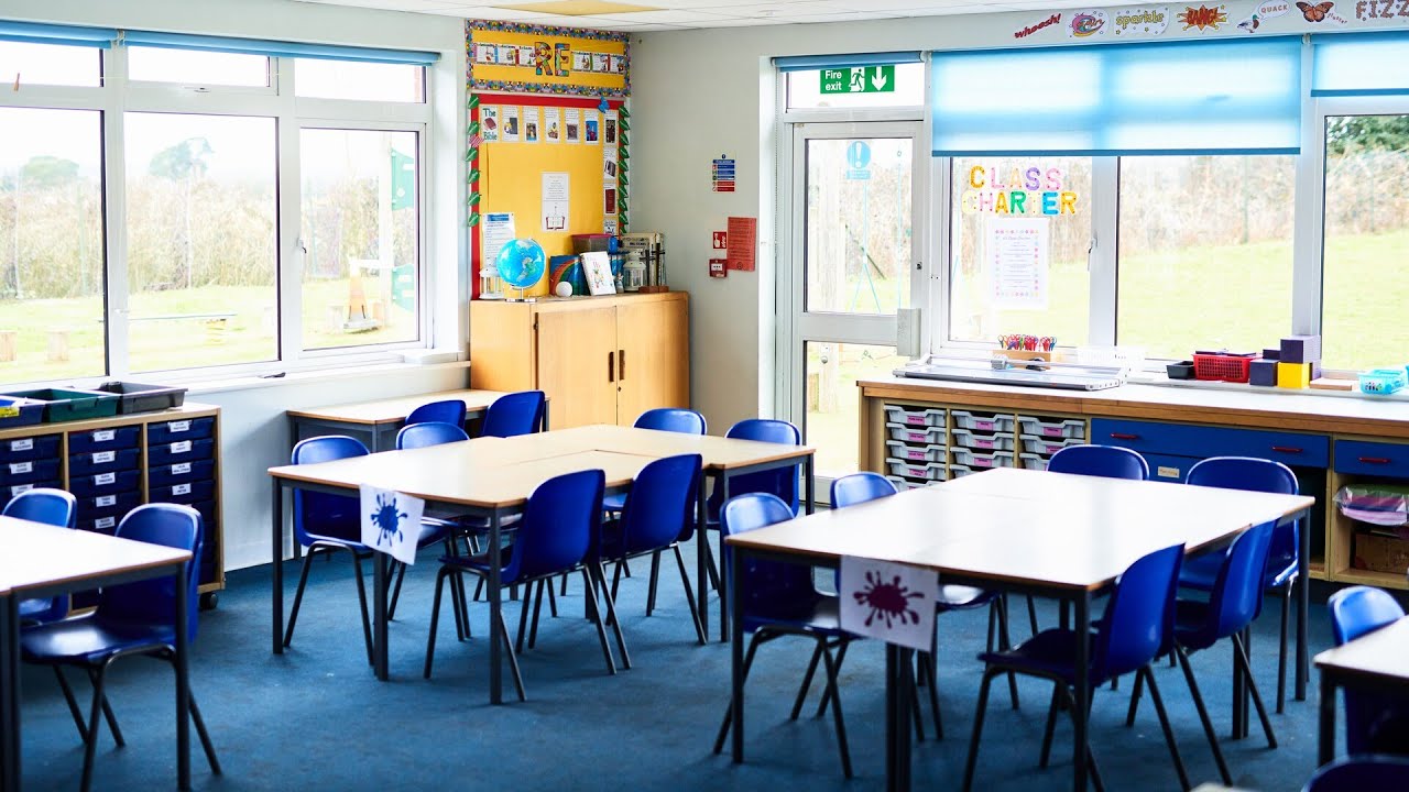 'Cringe': NSW Teachers Federation calls for gender-neutral greetings in class