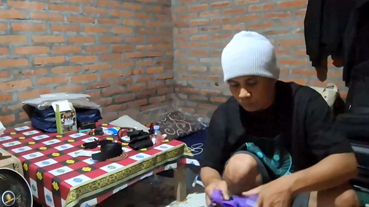 Mulai Bungkus pakaian
