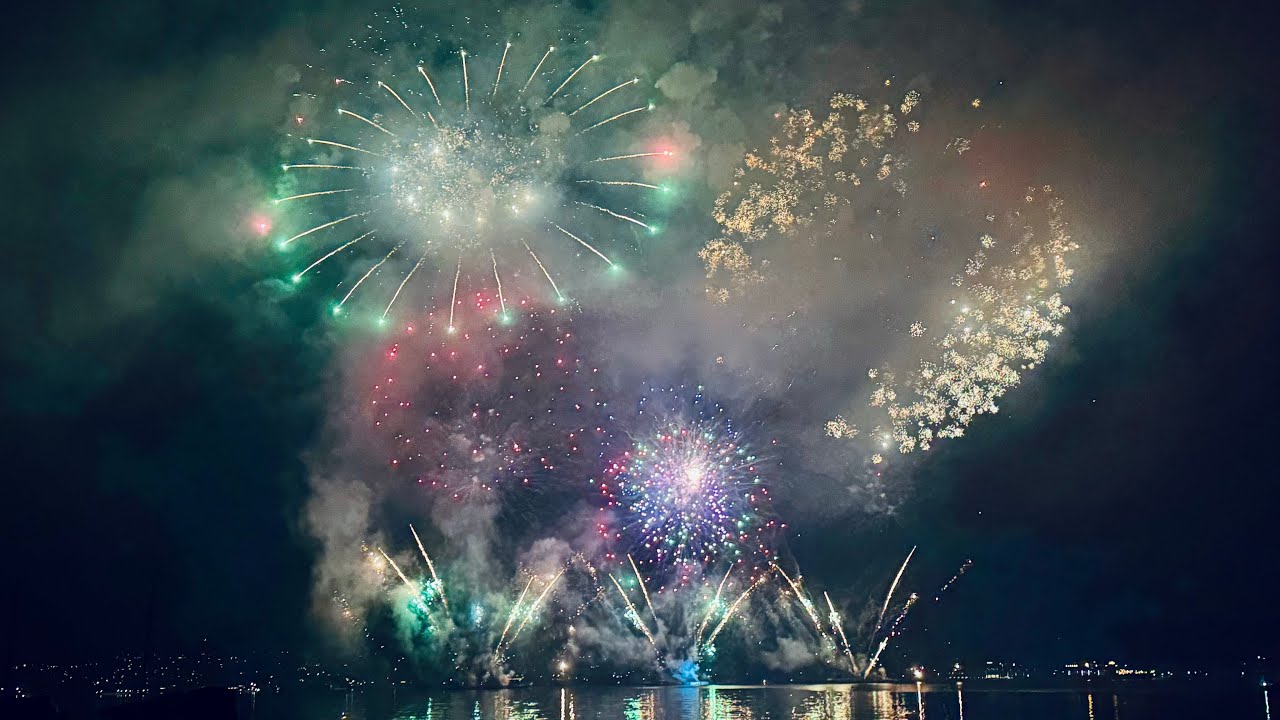 Zurich New Year 2026 Fireworks in full length 🎆 Awesome final! 🎇 4K Switzerland🇨🇭