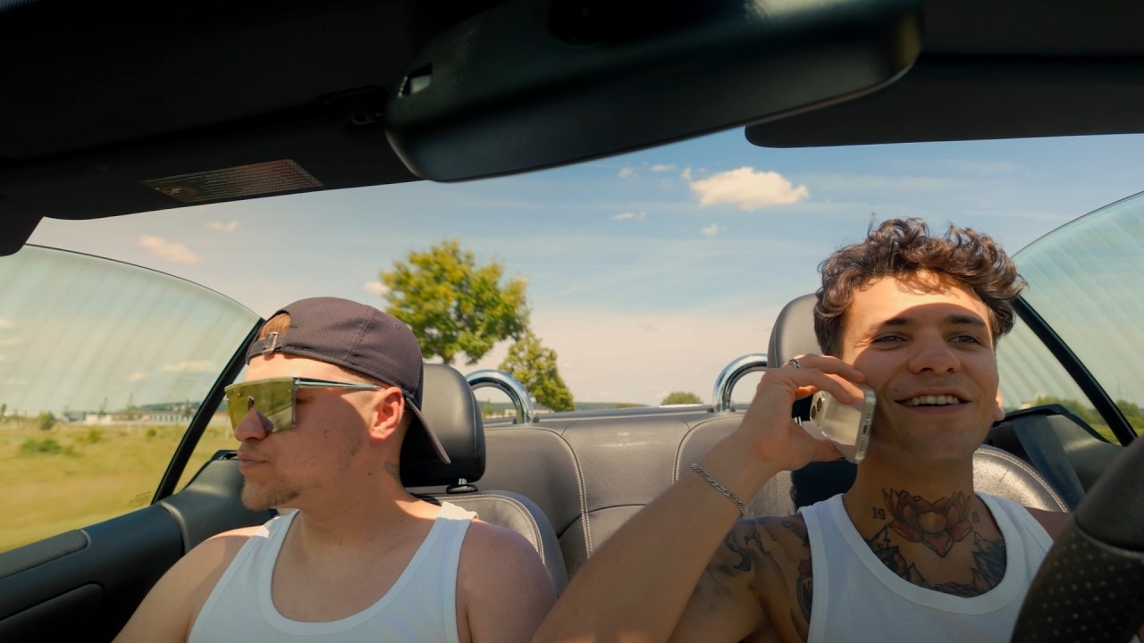 VAVS - 26 GRAD (Official Video)