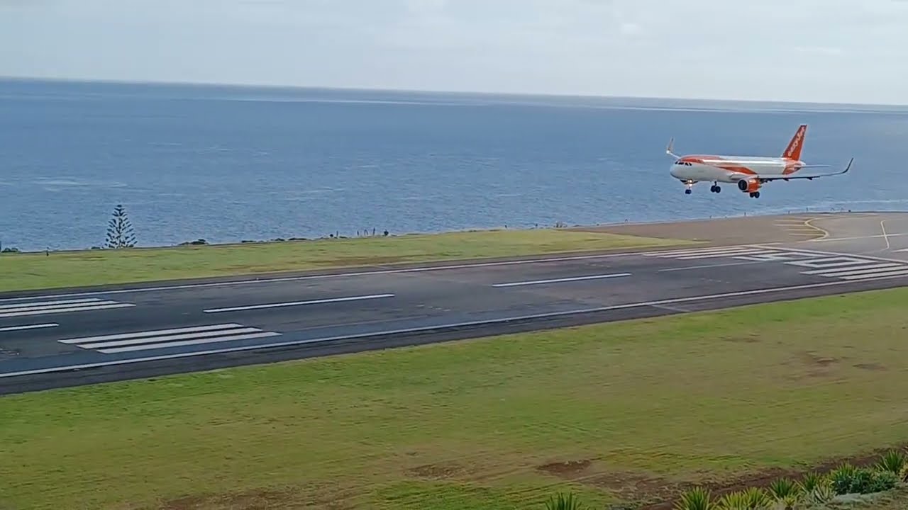 Madeira Flughafen, Madeira Landungen, airport madeira landing and take off, Funchal LPMA,