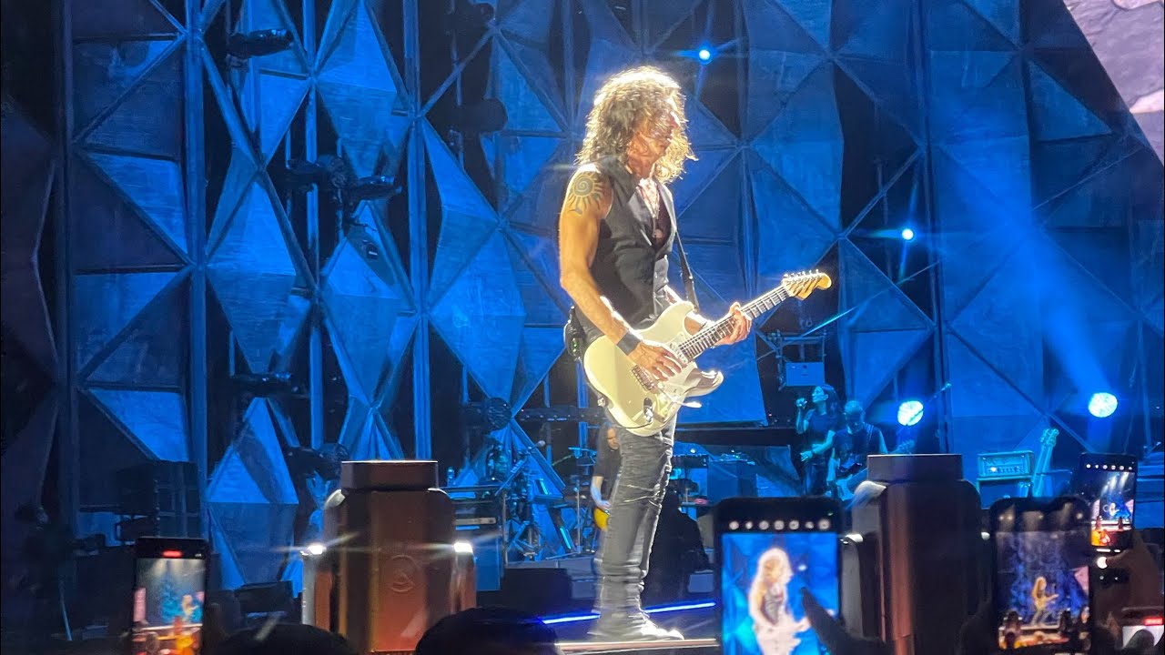 Vasco Live 2023 - Assolo L’amore L’amore - Bologna 07/06