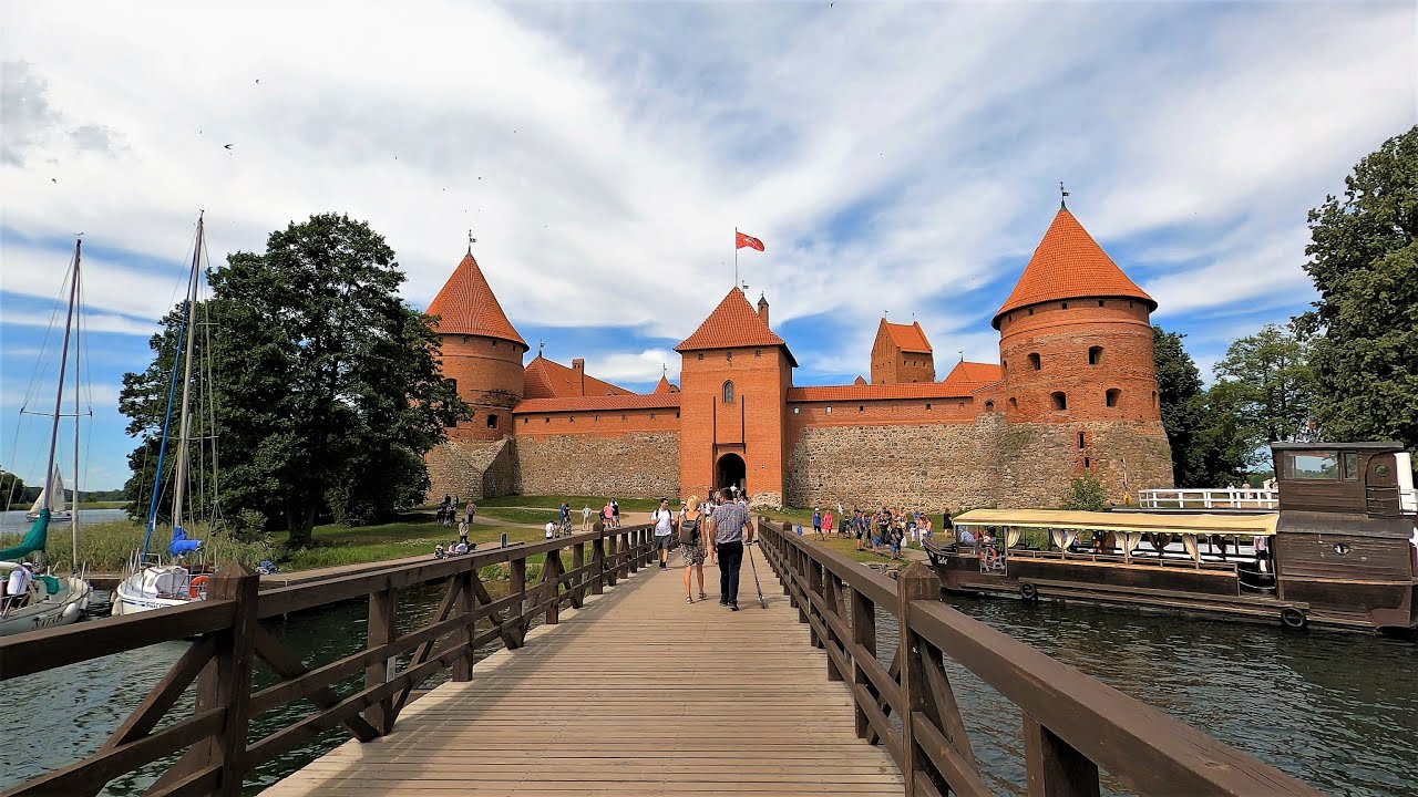Island Castle & Trakai - The Old Capital of Lithuania | ASMR POV Walking Tour [4K] Ultra HD 60fps