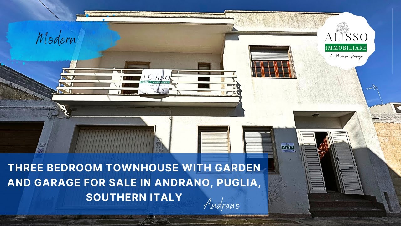 Three bedroom townhouse with garden and garage for sale in Andrano, Puglia, Southern Italy